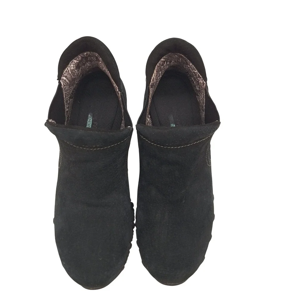 Skechers Relaxed Fit Black Suede Slip On Ankle Boots Memory Foam Women 9